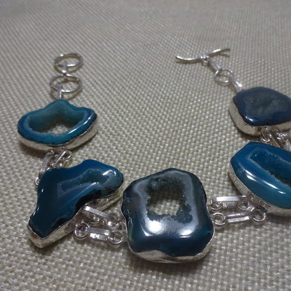 Gorgeous "BLUE GEODE SLICES" Handmade Sterling Bracelet Size 8 1/4" #379B - Picture 1 of 3